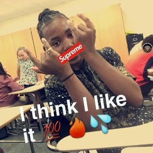 Meet your Posher, Lakai